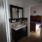 Mums Con Colonnina Elettrica Oda ve Kahvaltı