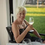 Mums Con Colonnina Elettrica 4*